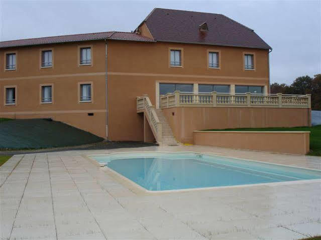 Hotel Au Perigord Noir Hautefort Exterior foto